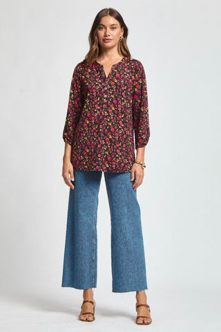 Dear Scarlett Lizzy Luxe Top- Black/Pink Floral