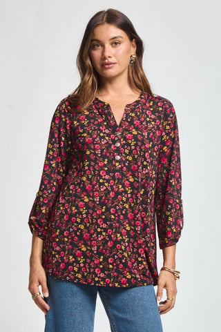 Dear Scarlett Lizzy Luxe Top- Black/Pink Floral