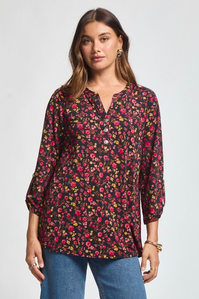 Dear Scarlett Lizzy Luxe Top- Black/Pink Floral