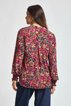 Load image into Gallery viewer, Dear Scarlett Lizzy Smocked Top - Eggplant Floral
