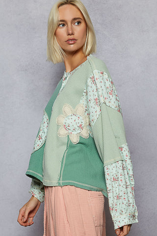 POL Round Neck Peace Patch Floral Oversized Fit Knit Top Mint