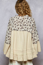 Load image into Gallery viewer, POL 3/4 Flared Sleeve Double Gauze Patch Woven Top
