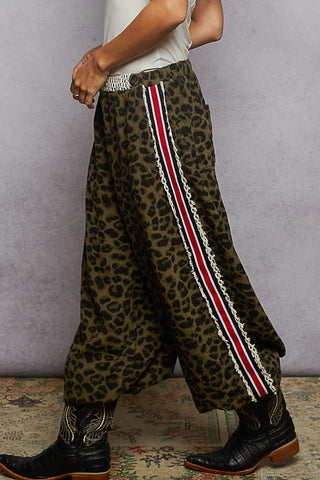POL Leopard Print Crochet Patch Elastic Waist Woven Jogger Pants