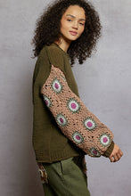 Load image into Gallery viewer, POL Contrast Square Pattern Sleeves Chenille Pullover Sweater

