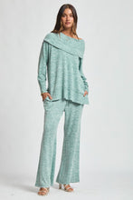 Load image into Gallery viewer, Dear Scarlett Lounge Luxe Set | Two-Piece Lounge Outfit

