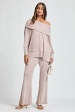 Load image into Gallery viewer, Dear Scarlett Lounge Luxe Set | Two-Piece Lounge Outfit
